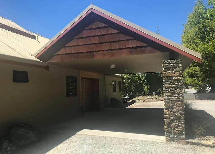 Altamont Wanaka